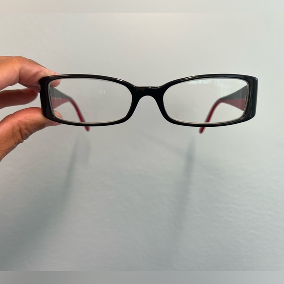 Prada Línnea Roja prescription glasses. - Picture 4 of 11